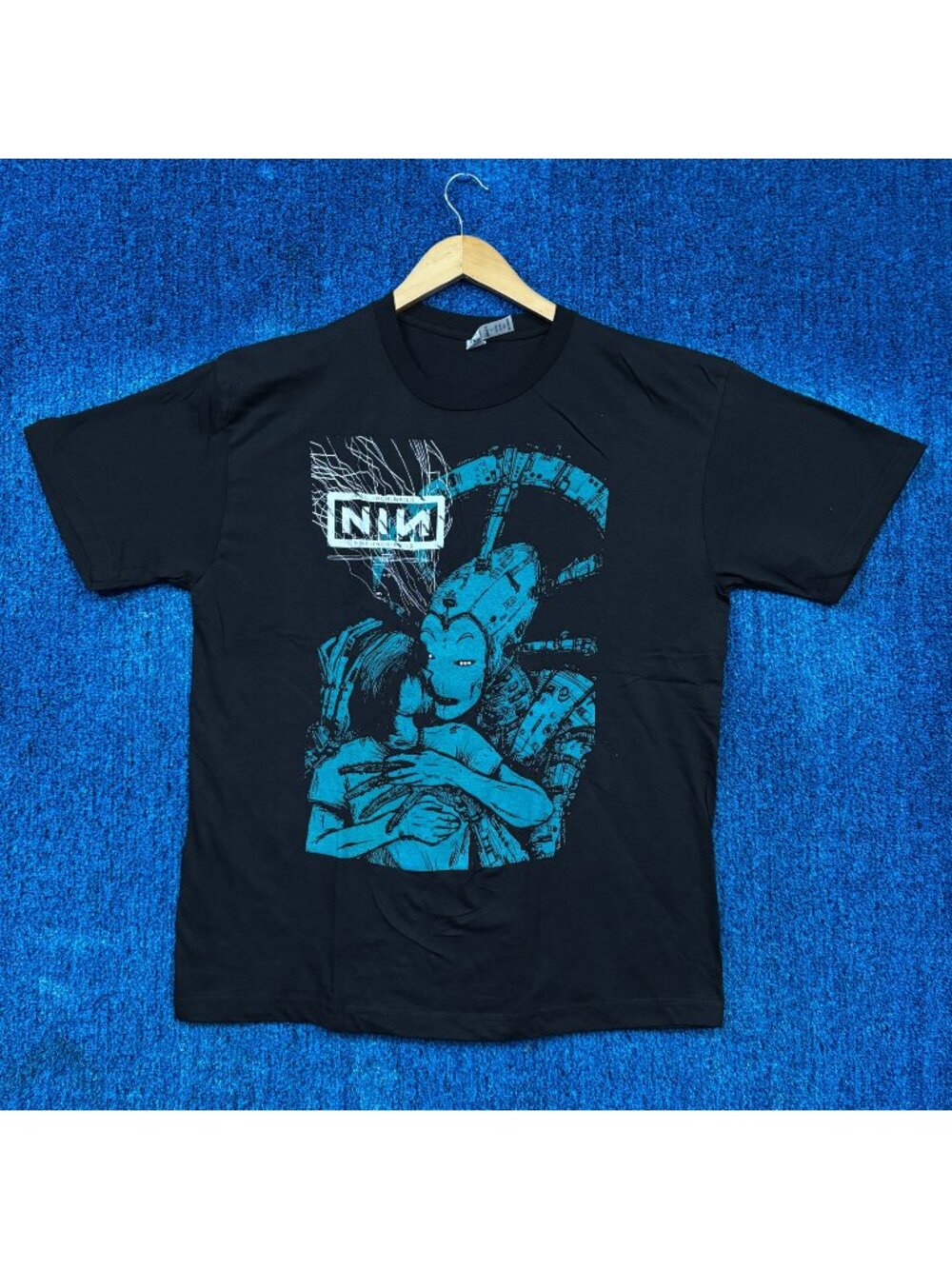 Nine Inch Nails Rock T-Shirt Size Large